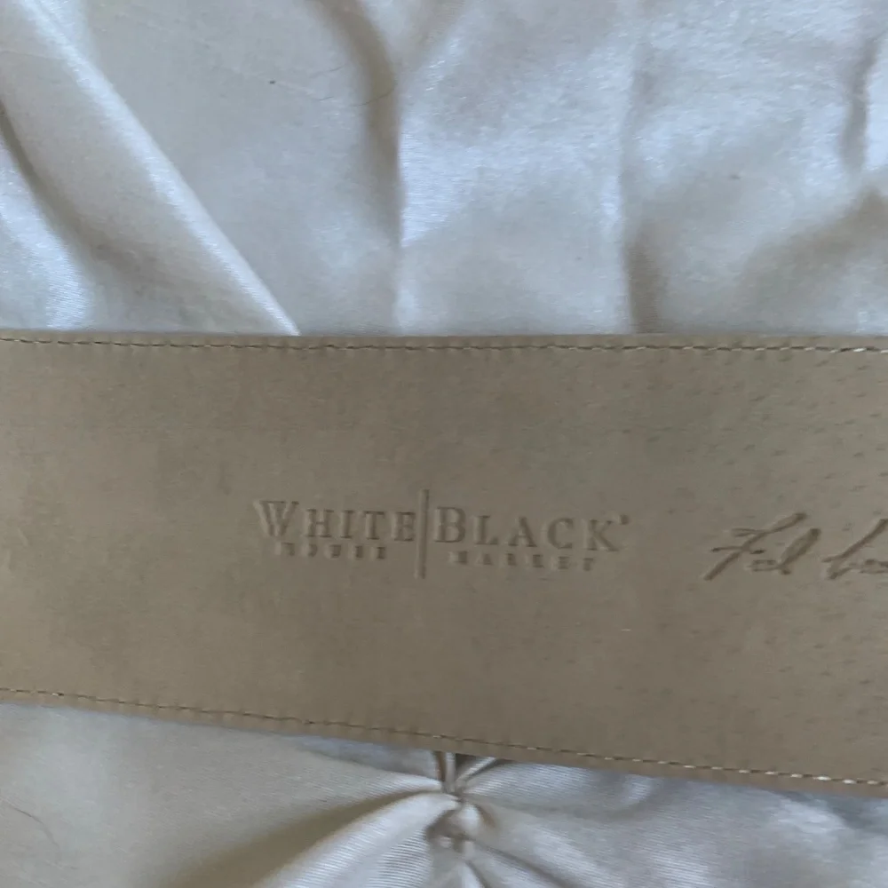 White House Black Market Silver Snakeprint Belt sz M